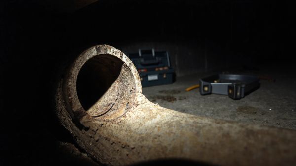 Les meilleures techniques pour détecter une fuite de canalisation en Gironde